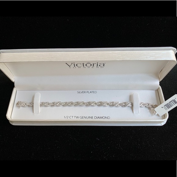 NWT Victoria Townsend silver plated bracelet - Picture 1 of 1